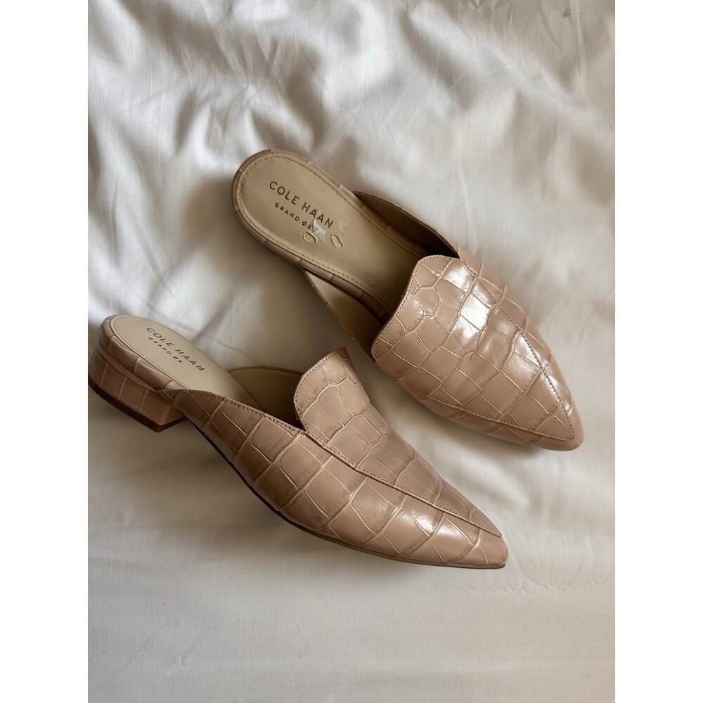 COLE HAAN Women’s Pink Nude Mule Flats Size 9 Block Heel Faux Leather Pointed